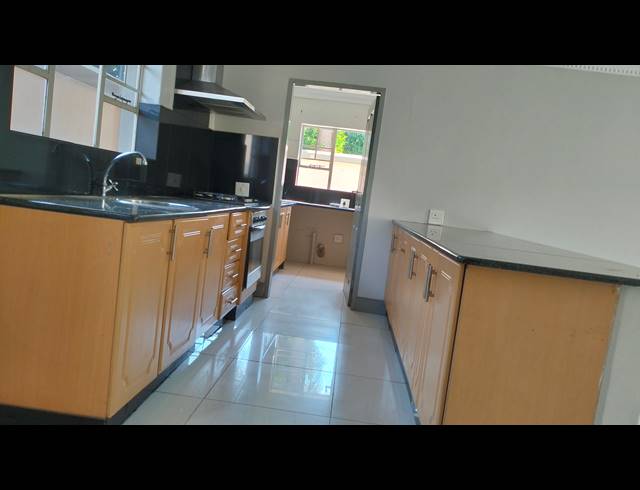 4 BEDROOM DUPLEX FOR SALE IN EQUESTRIA